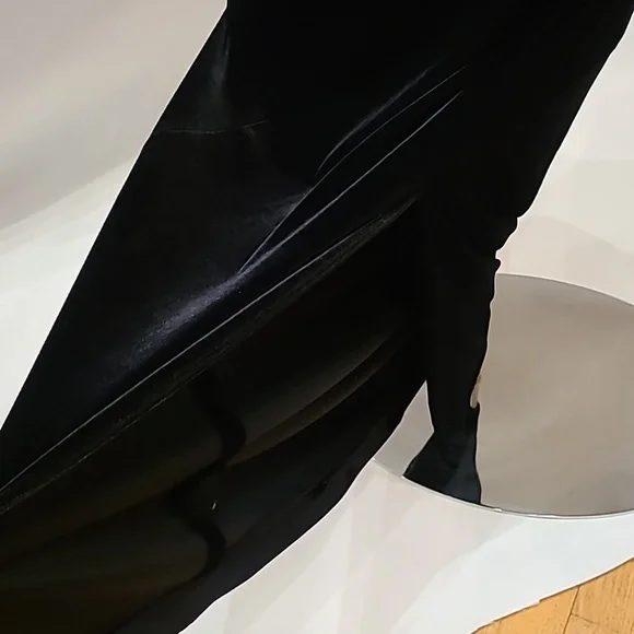 Laundry by Shelli Segal/ Compliance Alliance 1995 black velvet long dress Size S - Picture 5 of 8